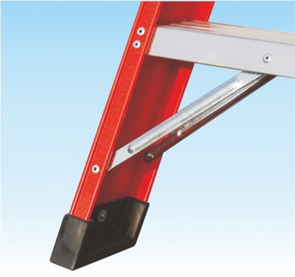 Ladder type V015: Bottom step and non-slip shoes