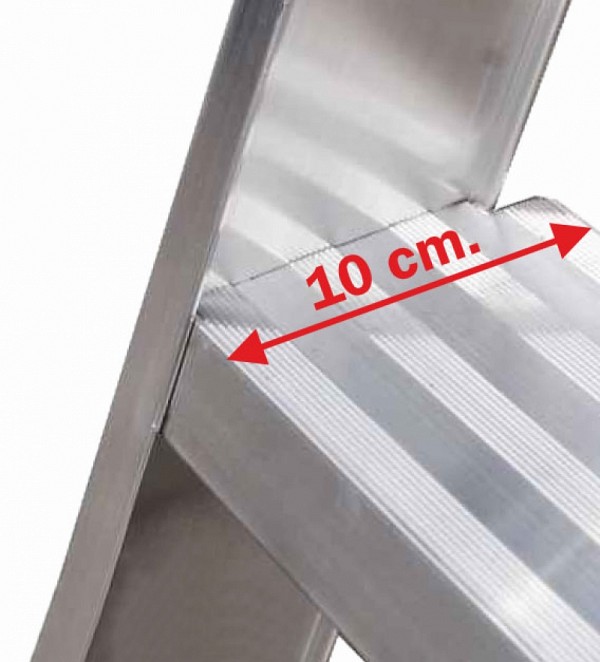 Accesories on request: Increased depth of non-slip steps 