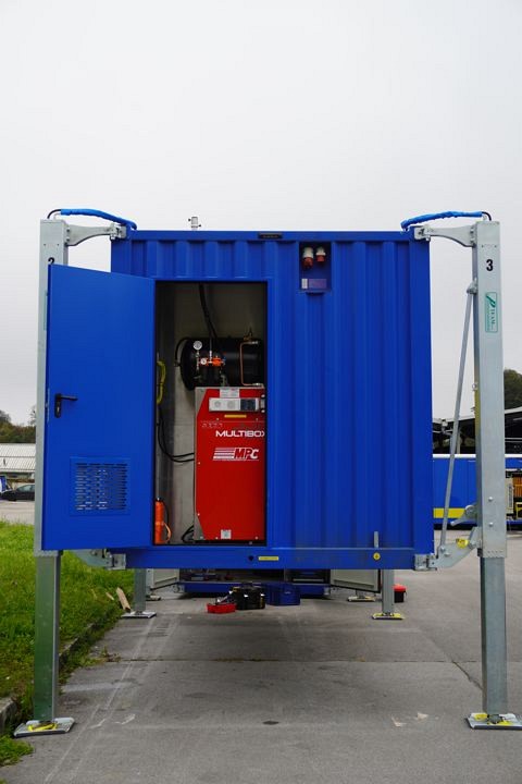 Self lifting container legs PDK