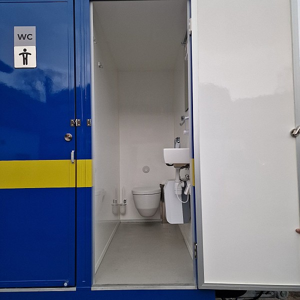 Sanitarna prikolica - wc modul